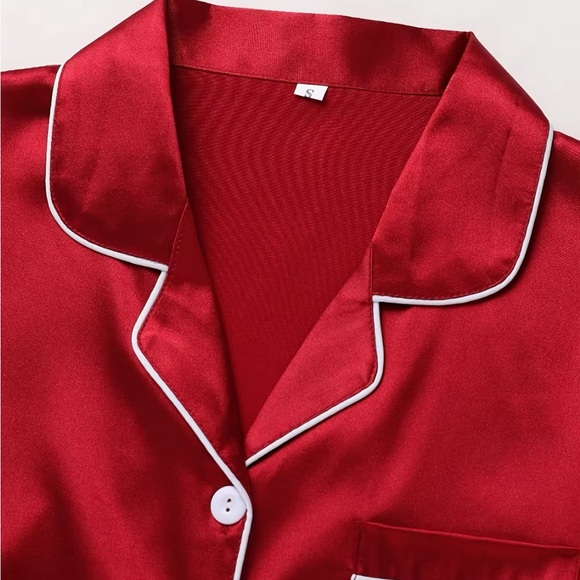 Pajama set - Picture 2 of 3